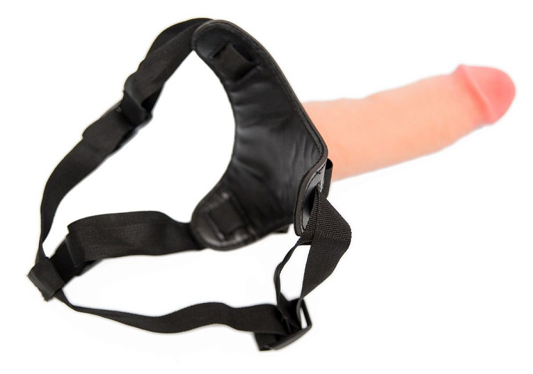 Страпон с реалистичной насадкой с вибрацией - 18 см.