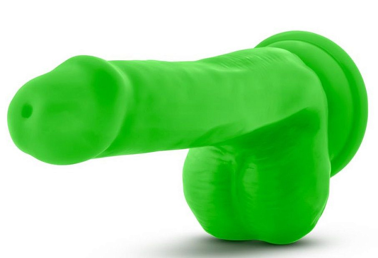 Зеленый фаллоимитатор 6 Inch Silicone Dual Density Cock with Balls - 15,24 см.