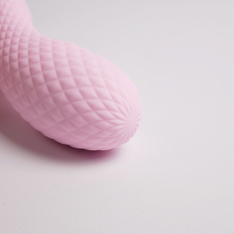 Розовый вибромассажёр с деликатными токами