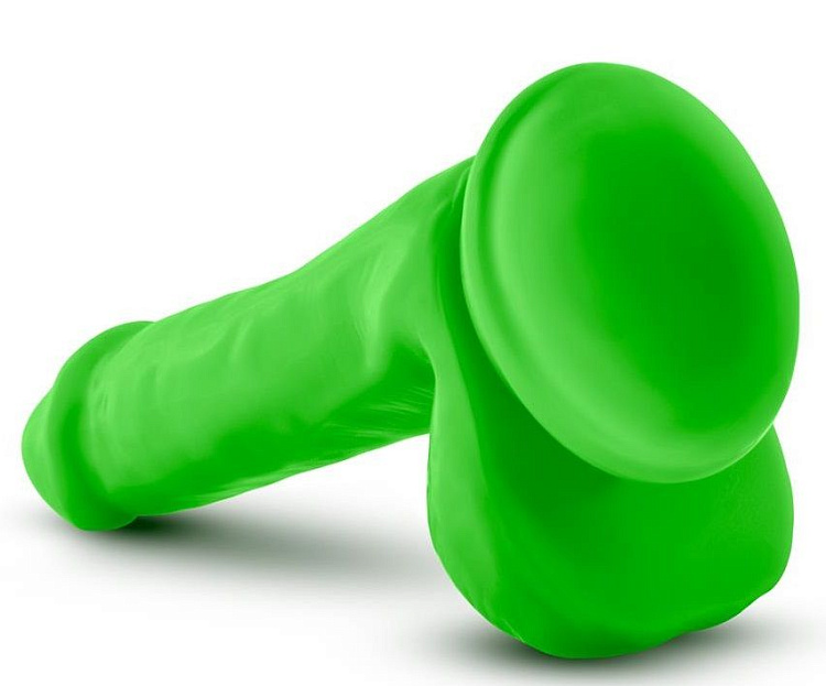 Зеленый фаллоимитатор 6 Inch Silicone Dual Density Cock with Balls - 15,24 см.